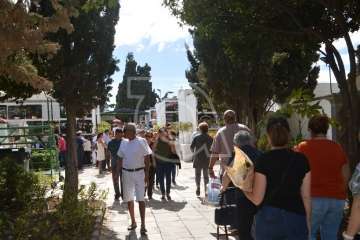 Telde no olvida a sus difuntos (Foto TA y Francisco Javier Santana)